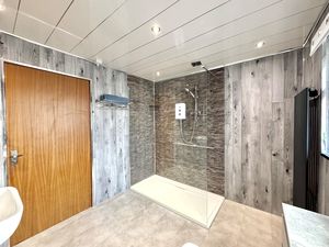 Photo 13- click for photo gallery